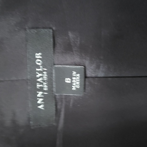 Ann Taylor The Cutaway Black Long Line Blazer 6 - Picture 3 of 8